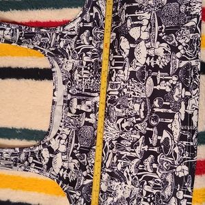 Mushroom Tank Top, stretchy material🤍🖤